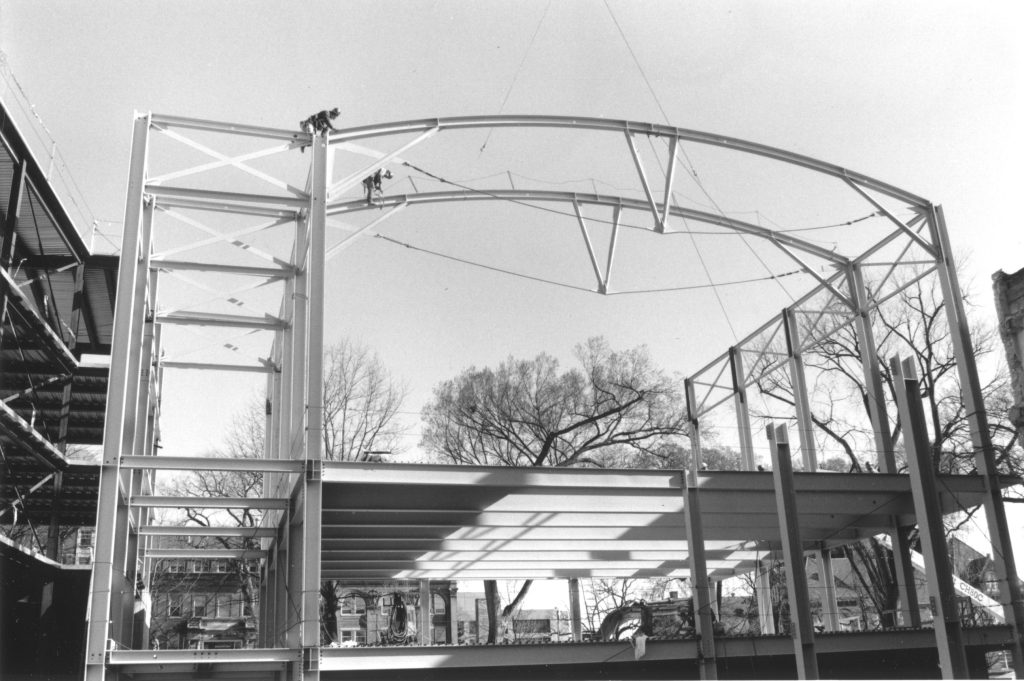 Construction of the current Law Library from 1995.