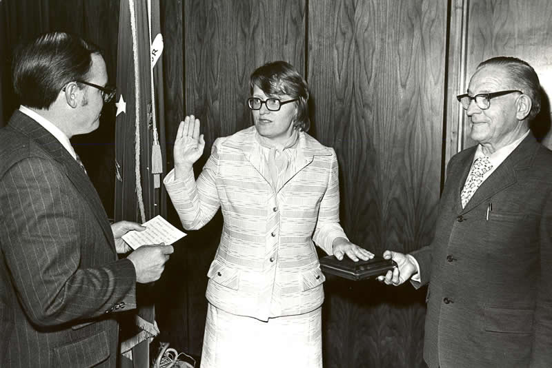 Carin Clauss swears in