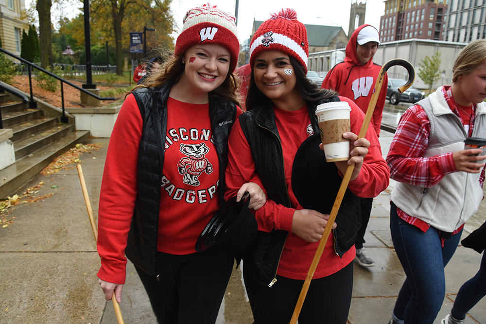 3Ls walking to the Cane Toss